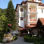 Melita 3*